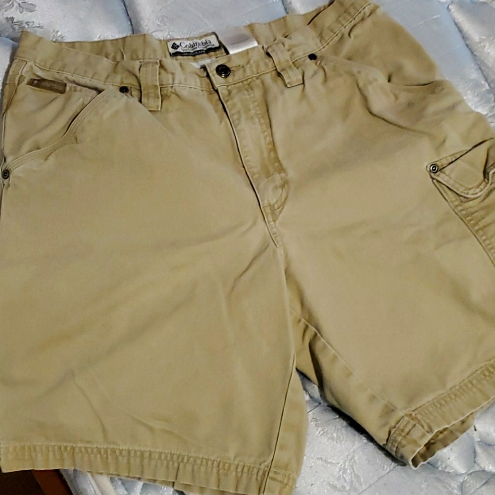 Columbia shorts